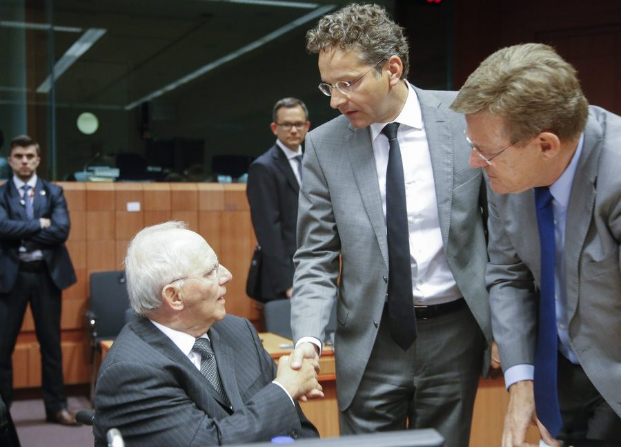 Πώς αποτιμά ο γερμανικός Τύπος το Eurogroup αλλά και τη στάση του Σόιμπλε