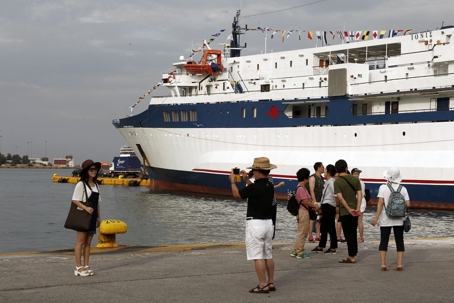 Αναμένεται «απόβαση» ρεκόρ Γερμανών τουριστών στην Ελλάδα