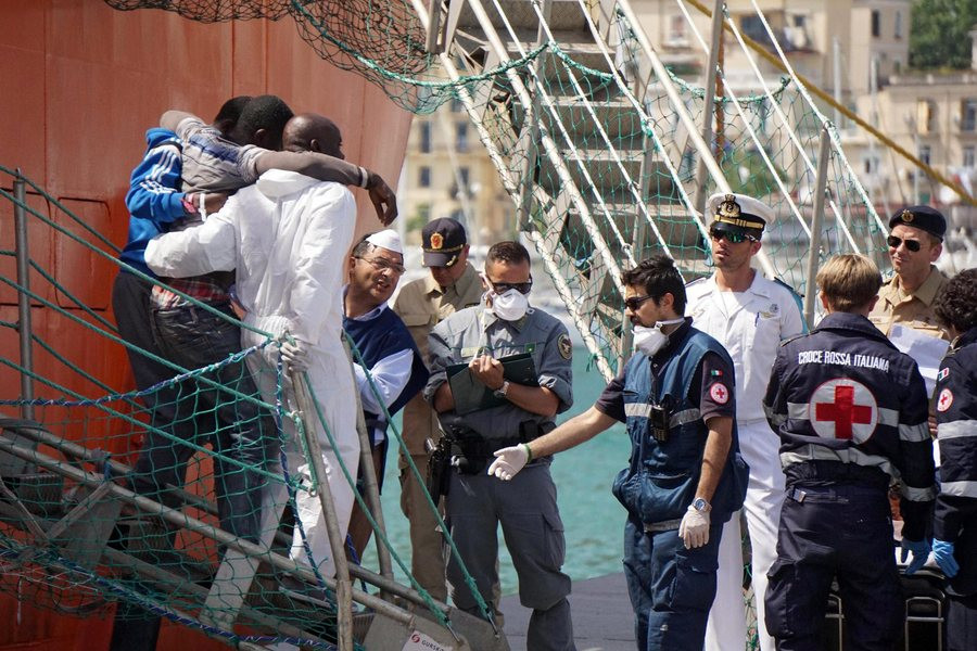 Δεκάδες οι αγνοούμενοι μετά το νέο προσφυγικό ναυάγιο στη Μεσόγειο