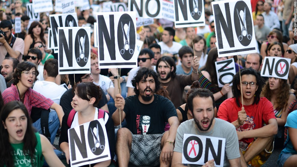 «Πορείες αξιοπρέπειας» στην Ισπανία ενάντια στη λιτότητα