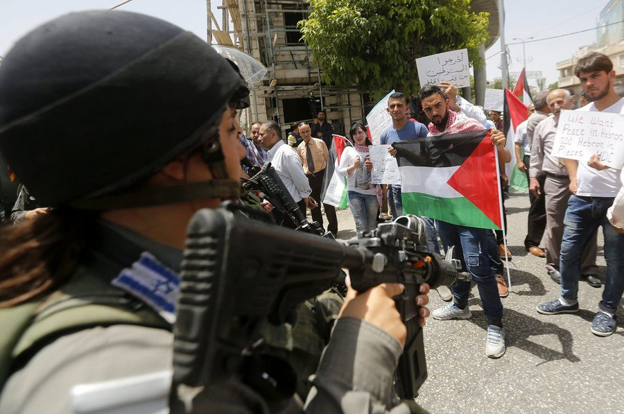 O στρατός απαγόρευσε την είσοδο των Παλαιστινίων στο Ισραήλ