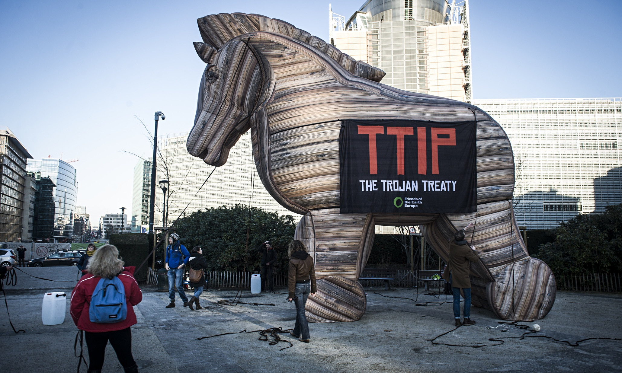TTIP: Ένας δούρειος τύπος συμφωνίας… (γ@μη)CETA