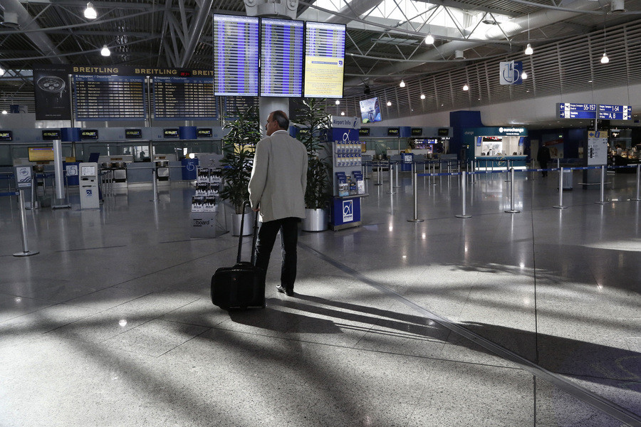 Αναστέλλεται η πενθήμερη απεργία στα αεροδρόμια – Τα «βρήκαν» Σπίρτζης και ΟΣΥΠΑ