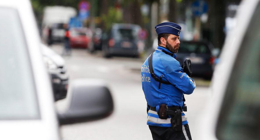 Συλλήψεις στο Βέλγιο: Σχεδίαζαν επιθέσεις σε χώρους όπου κόσμος θα έβλεπε αγώνα του Euro