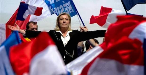 Δημοψηφίσματα σε Γαλλία και Ολλανδία ζητούν Λεπέν και Βίλντερς