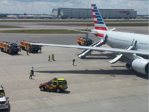 Εκκενώθηκε αεροπλάνο της American Airlines στο Χίθροου [ΒΙΝΤΕΟ]