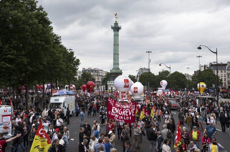 Συνεχίζονται οι κινητοποιήσεις στο Παρίσι για τον εργασιακό νόμο