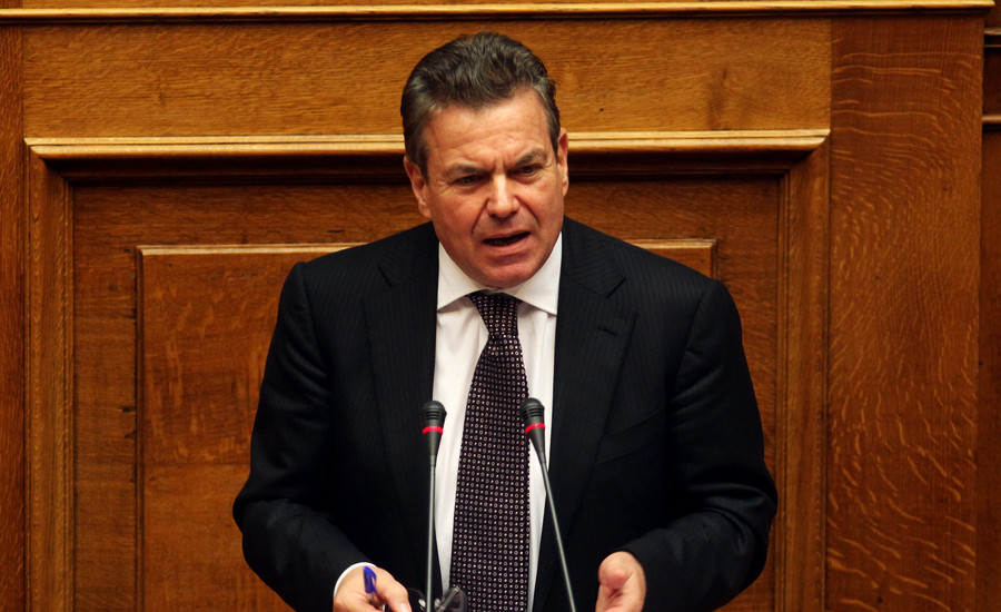 Πετρόπουλος: Καμία επικουρική δεν χάνεται, απλά δίνεται τη δεύτερη μέρα κάθε μήνα
