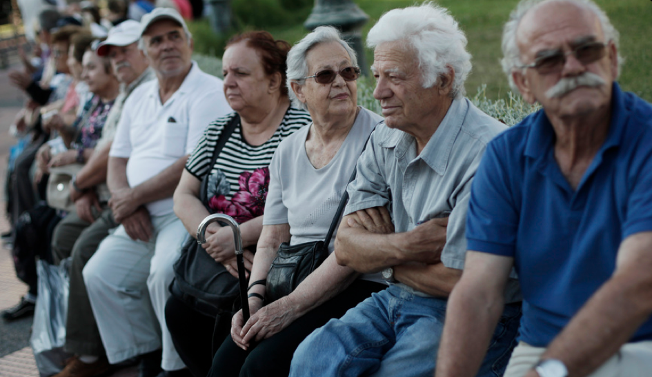 Κόντρα ΝΔ – Φωτίου για το αν ο ΣΥΡΙΖΑ εξαπάτησε τους συνταξιούχους για το ΕΚΑΣ
