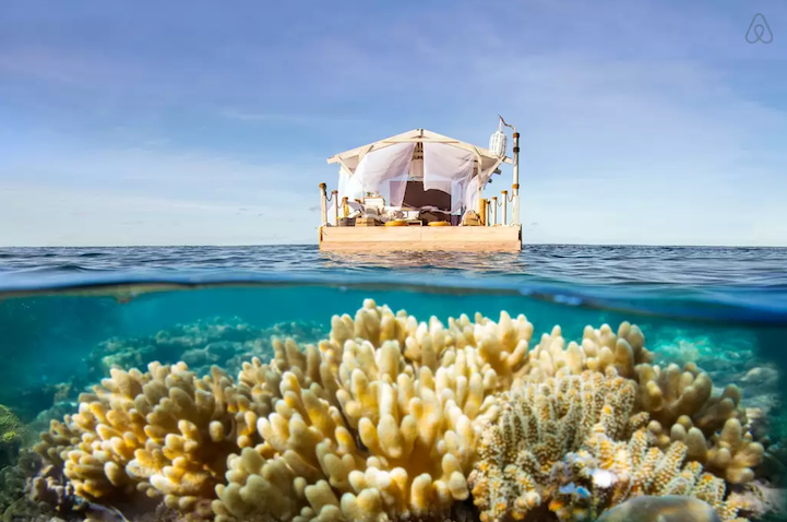 Θα θέλατε να κοιμηθείτε πάνω από τον μεγάλο κοραλλιογενή ύφαλο της Αυστραλίας;