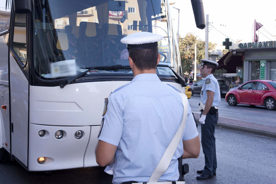 Τροχαίο με λεωφορείο στην εθνική Αντιρρίου – Ιωαννίνων με 12 τραυματίες