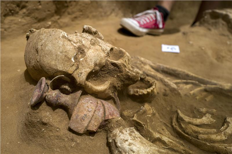 Ανακάλυψαν το πρώτο νεκροταφείο των Φιλισταίων [ΦΩΤΟ+ΒΙΝΤΕΟ]