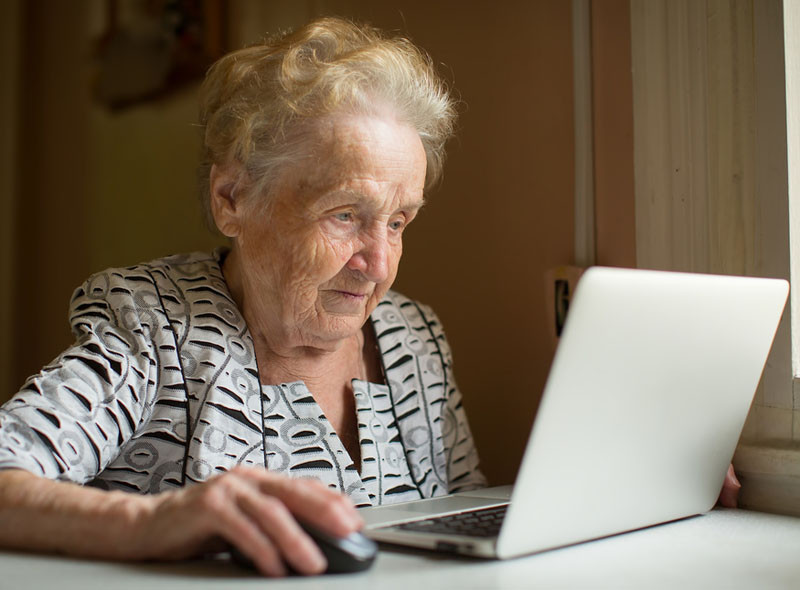 Mobile Age: Μια πολύ απλή εφαρμογή θα βοηθά τους ηλικιωμένους να βρίσκουν το γιατρό τους