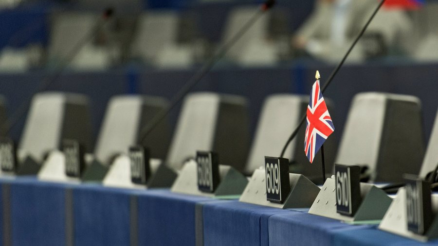 Το Eurogroup κάλεσε τη Μεγάλη ή… Μικρή Βρετανία να φύγει το συντομότερο από την Ε.Ε.