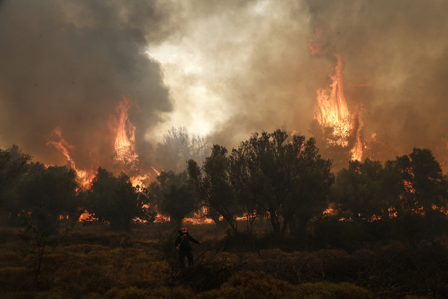 Οι περιοχές που κινδυνεύουν σήμερα από πυρκαγιά