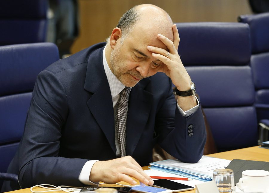 Μοσκοβισί: Δύσκολες οι διαπραγματεύσεις με το ΔΝΤ για το ελληνικό χρέος