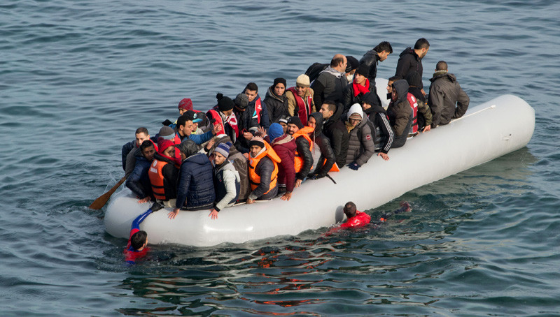 Πάνω από 2.500 μετανάστες διασώθηκαν ανοικτά των ακτών της Λιβύης