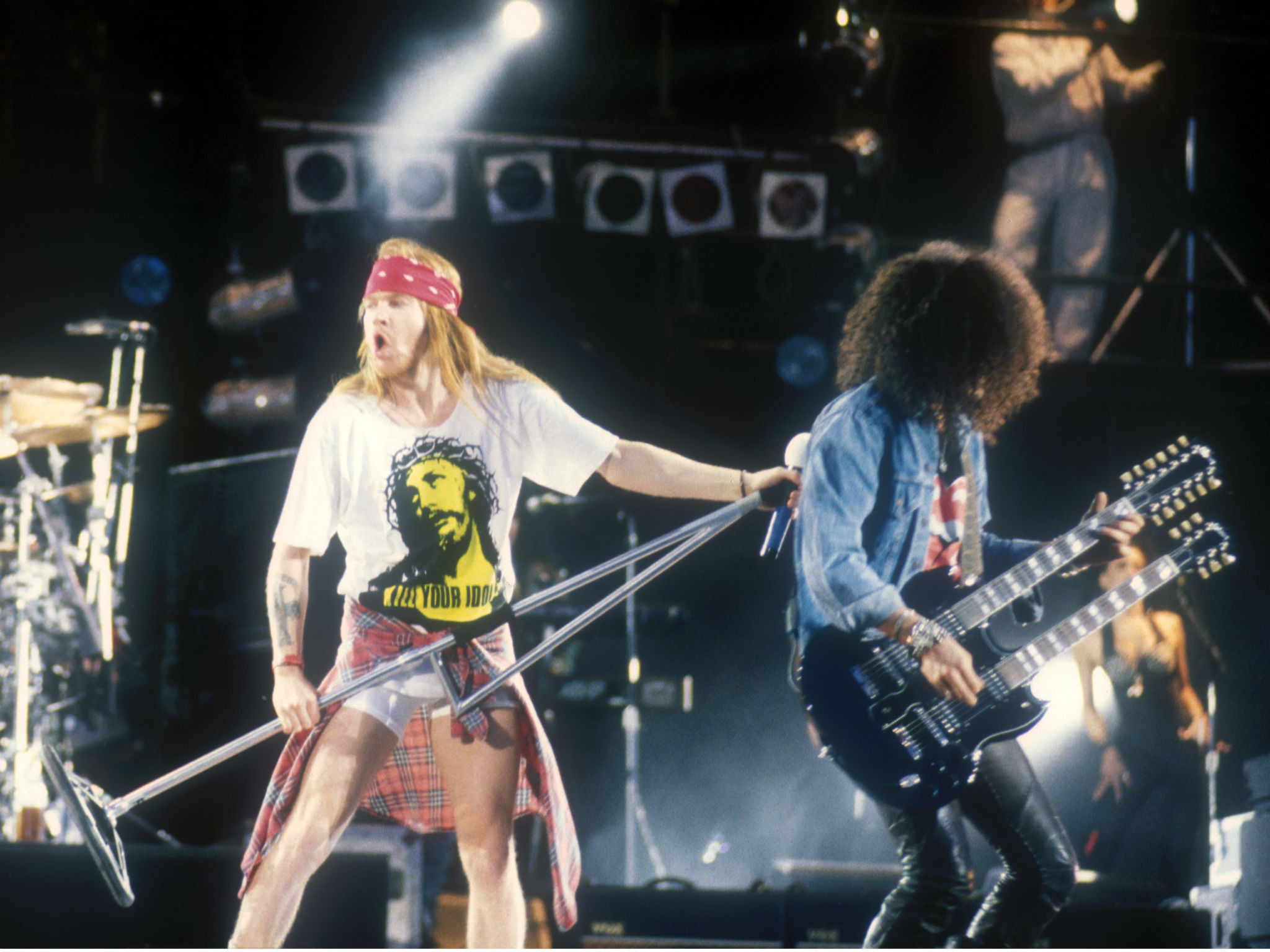Κράτηση των Guns N’ Roses για οπλοκατοχή – «Αυτό μπορεί να συμβεί, μπορεί να ξεχάσεις ένα… όπλο»