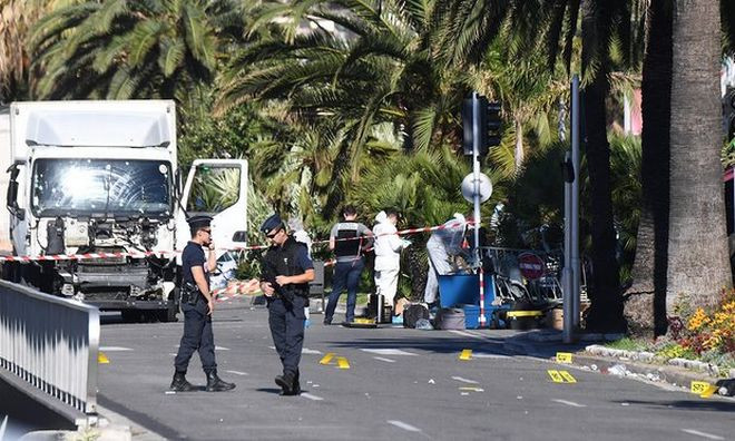 Κενά ασφαλείας τη νύχτα της επίθεσης στη Νίκαια αποκαλύπτει η Liberation