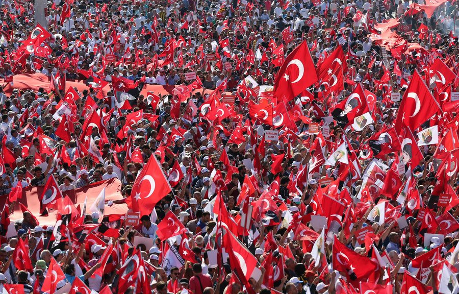 Τουρκία: Η μεγάλη διαδήλωση στην πλατεία Ταξίμ [ΕΙΚΟΝΕΣ]