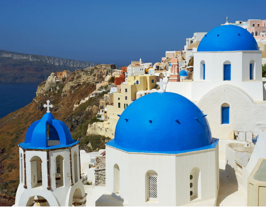 Tο Paris Match διαλέγει τα πέντε ομορφότερα ελληνικά νησιά