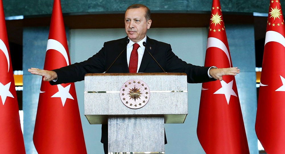 Στα άκρα οι σχέσεις Ερντογάν – ΗΠΑ: «Ποιοι είστε εσείς;…» [Βίντεο]