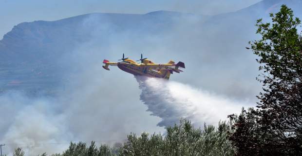 Πυρκαγιά σε εξέλιξη στην Αργολίδα