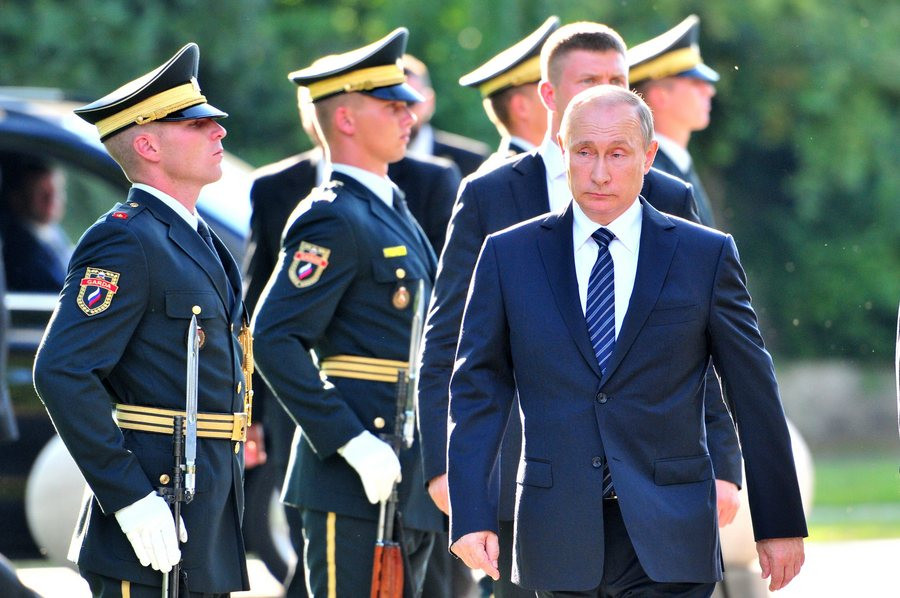 Πούτιν: Η αυτοκρατορία του κακού και οι καλοί