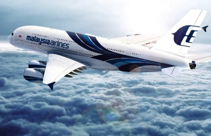 Νέα στοιχεία, δύο χρόνια μετά: Με ιλιγγιώδη ταχύτητα έπεσε το μαλαισιανό Boeing
