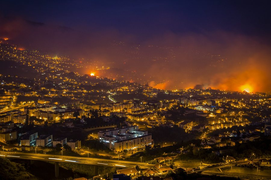 Πορτογαλία: Τρεις νεκροί από τις πυρκαγιές στη Μαδέρα [BINTEO]