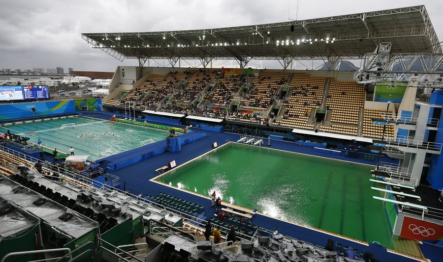 Ρίο 2016: Και δεύτερη πισίνα… πρασίνισε