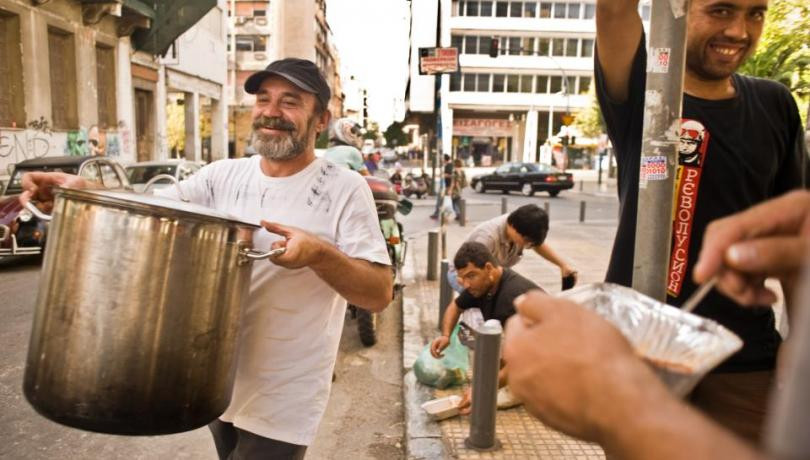 Η κοινωνική κουζίνα «O Άλλος Άνθρωπος» πάει Λέσβο, Χίο, Σάμο και ζητά στήριξη