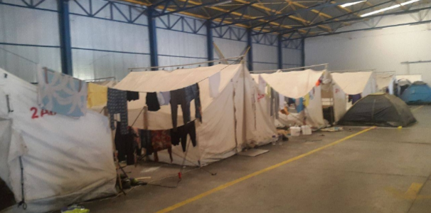 Θεσσαλονίκη: Υλικές ζημιές μετά από φωτιά σε χώρο φιλοξενίας προσφύγων