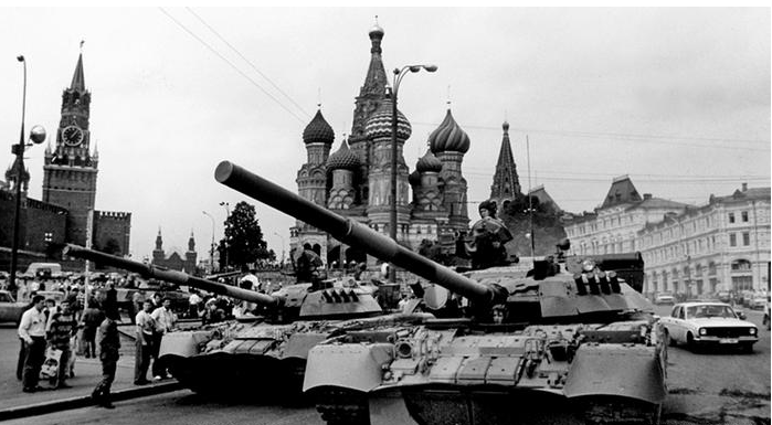 Ρωσία: 25 χρόνια από το πραξικόπημα κατά του Γκορμπατσόφ