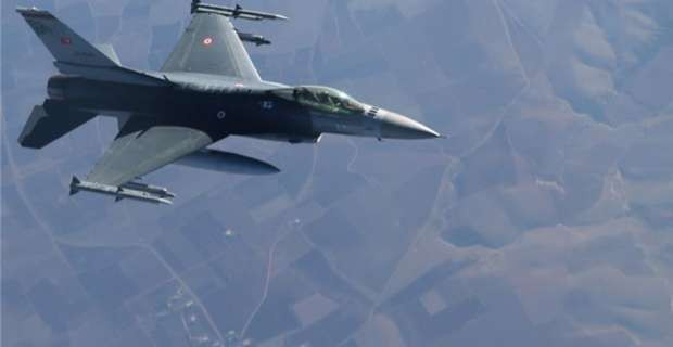 Τουρκικά μαχητικά βομβάρδισαν στόχους του ΡΚΚ στο Ιράκ