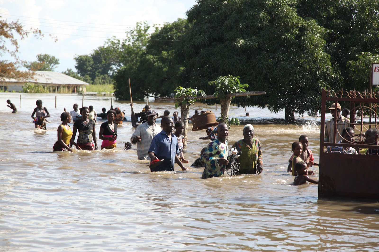 Νίγηρας: Δεκάδες νεκροί και 92.000 άστεγοι από πλημμύρες