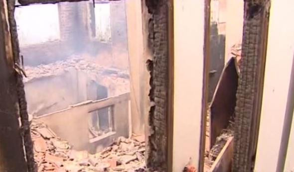 Τουλάχιστον 10 σπίτια κάηκαν στην πυρκαγιά της Θάσου [ΒΙΝΤΕΟ]