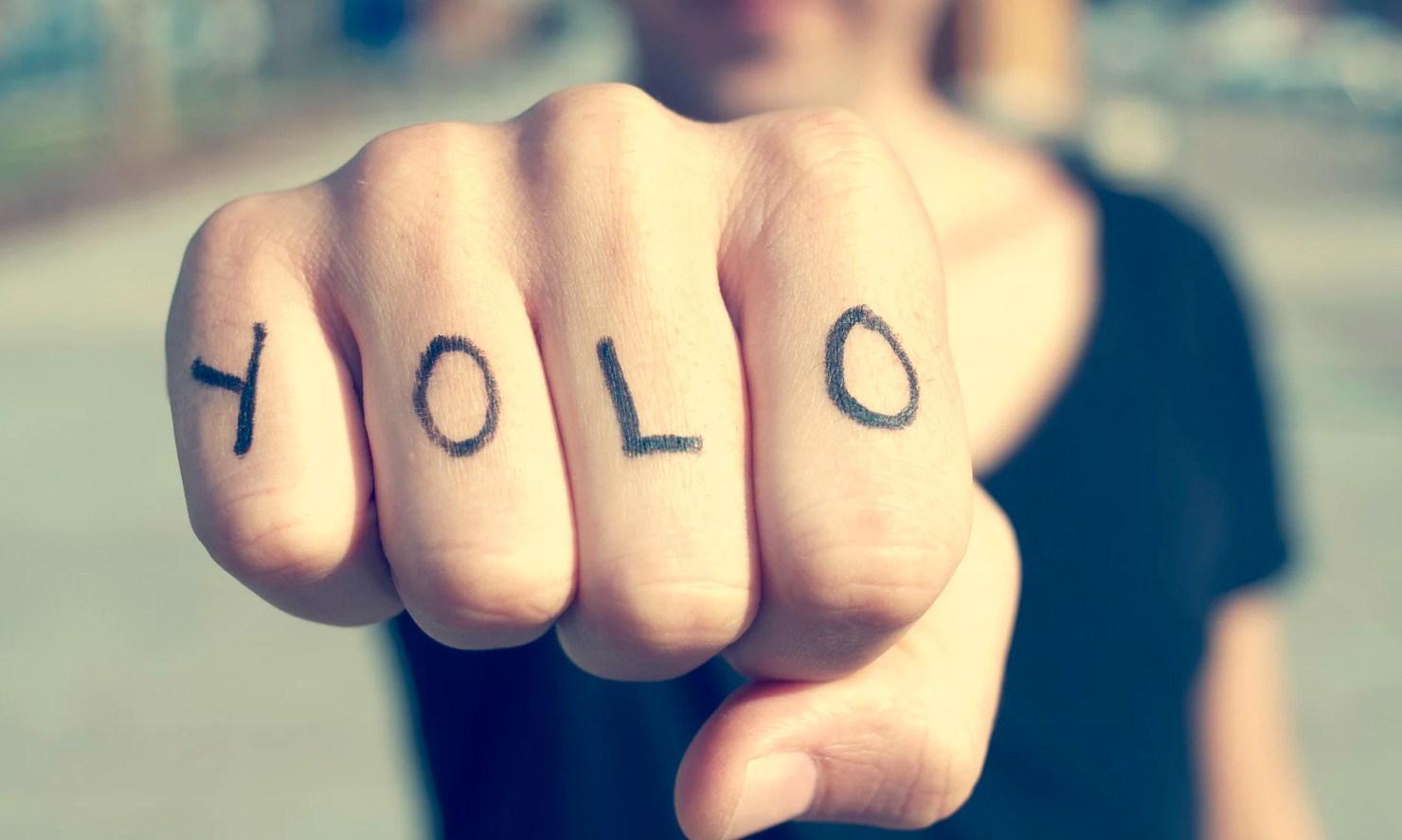 Η λέξη «YOLO» υπάρχει ακόμη και στο Λεξικό της Οξφόρδης