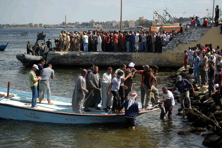 Πάνω από 200 οι νεκροί από το ναυάγιο στα ανοικτά της Αιγύπτου