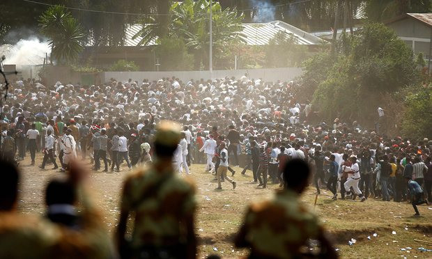 Περίπου 100 νεκροί σε αντικυβερνητική διαδήλωση στην Αιθιοπία – Έπεσαν σε τάφρο [ΒΙΝΤΕΟ]