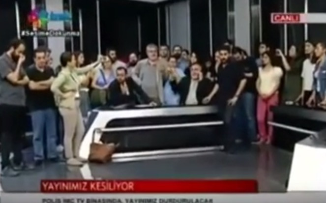 Τουρκία: Διαδήλωση για το κλείσιμο του φιλοκουρδικού καναλιού IMCTV [Βίντεο]