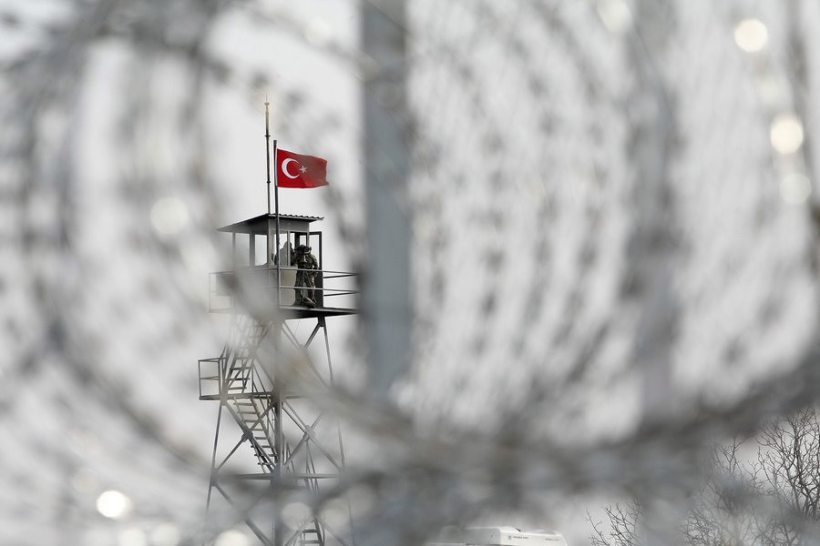 Τουρκικός Τύπος: 5 Τούρκοι πολίτες διέφυγαν στην Ελλάδα – Οι 2 εφοπλιστές