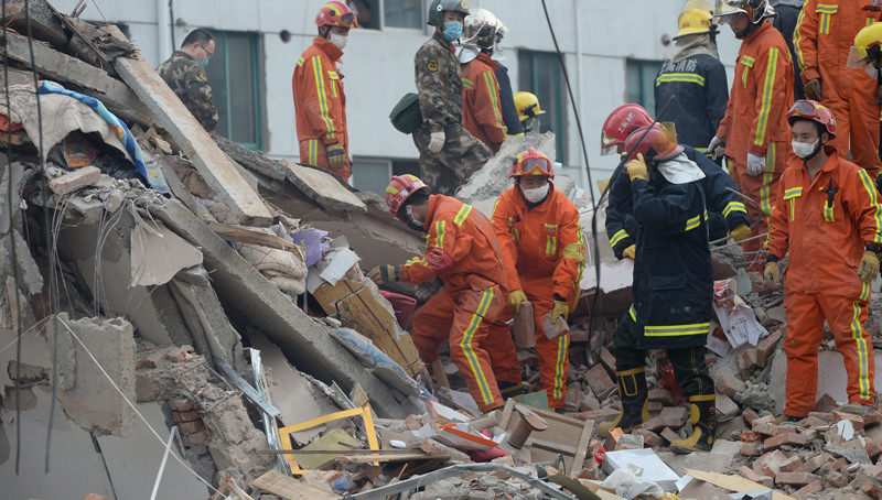 Νεκροί στην Κίνα από κατάρρευση τεσσάρων κτιρίων [Βίντεο]