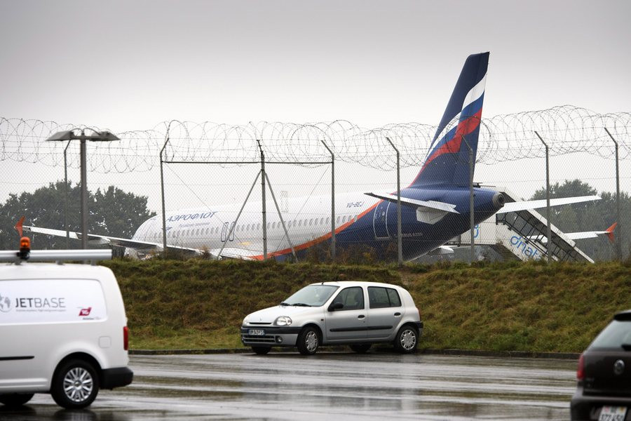 Αεροσκάφος εκκενώθηκε στο αεροδρόμιο της Γενεύης λόγω απειλής για βόμβα