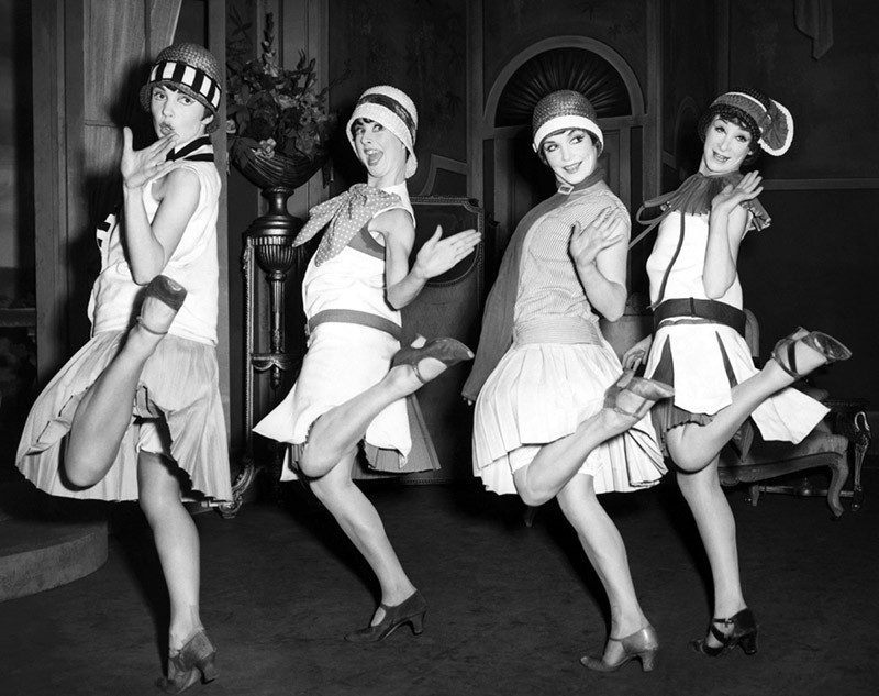 Η «άγρια» μόδα της δεκαετίας του 1920 και τα υπέροχα flapper girls