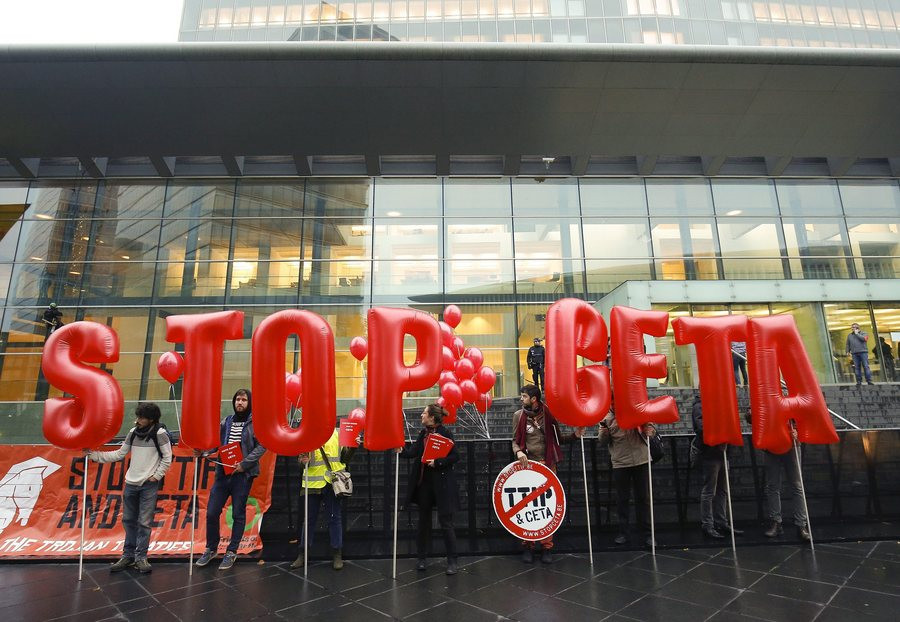 Η Βαλονία του Βελγίου απορρίπτει κάθε τελεσίγραφο για την υπογραφή της CETA