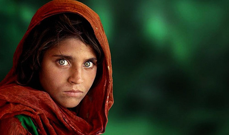 Συνελήφθη η διάσημη Αφγανή του National Geographic