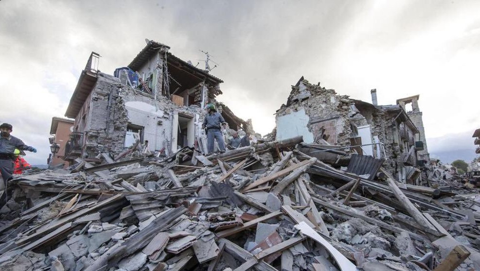 Νέος ισχυρός σεισμός 6,6 Ρίχτερ στην κεντρική Ιταλία [ΦΩΤΟΓΡΑΦΙΕΣ