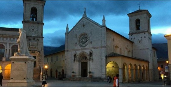 Το πριν και το μετά του ναού που έπεσε στην Ιταλία [ΦΩΤΟΓΡΑΦΙΕΣ]