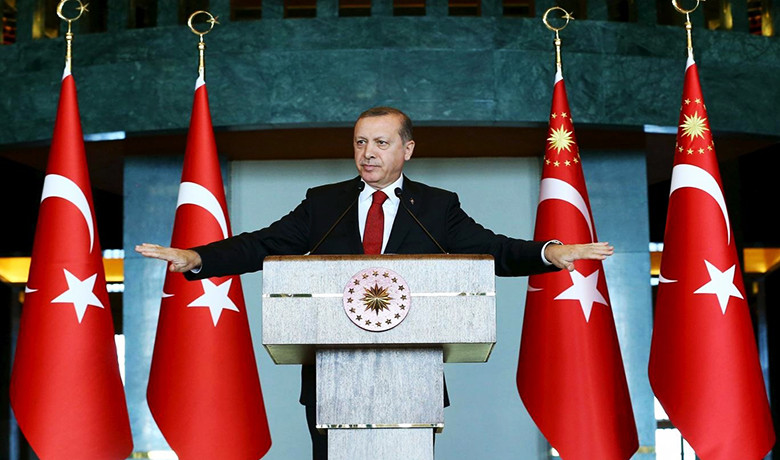 Ο Ερντογάν βάζει λουκέτο σε 370 ΜΚΟ – Ανάμεσα τους οργανώσεις για τα ανθρώπινα δικαιώματα